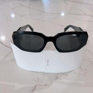 Prada Symbole sunglasses - black